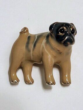 Erwin Pearl Pug Pin